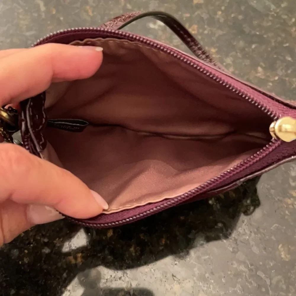 *Coach* Madison Plum Patent Glitter Wristlet EUC